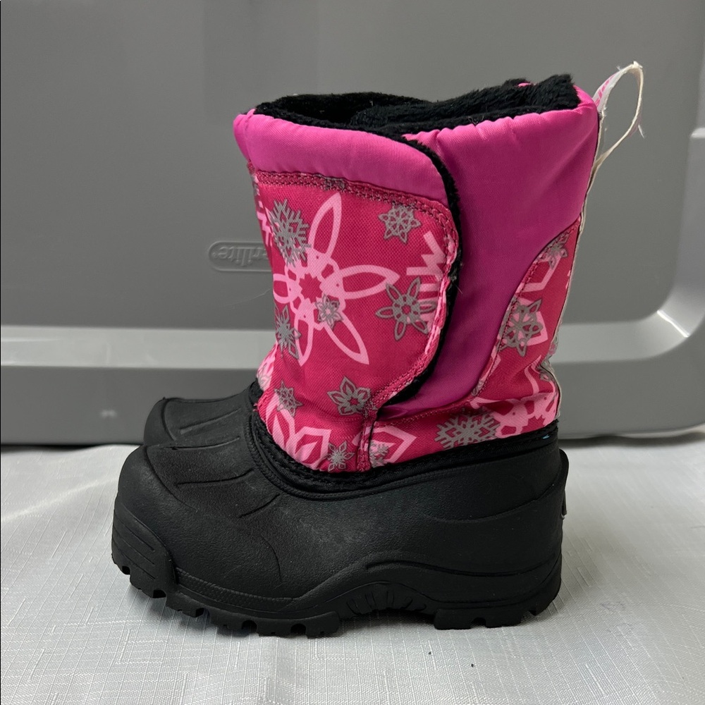 North side snow boots.